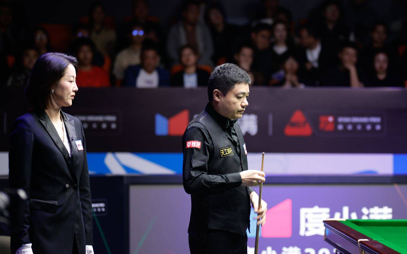 贺国强处于, 晋级 贺国强处于, 晋级