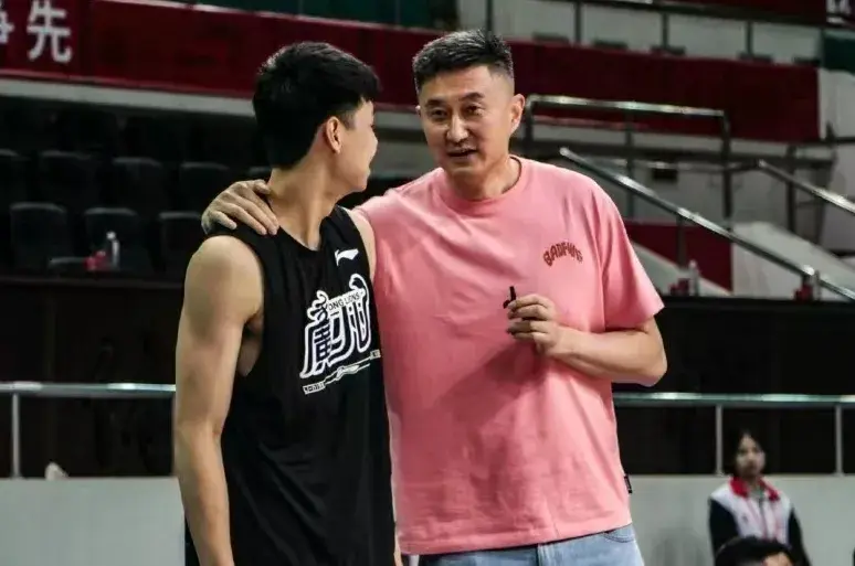 LqNng, AA, 熙和焦泊乔 LqNng, AA, 熙和焦泊乔